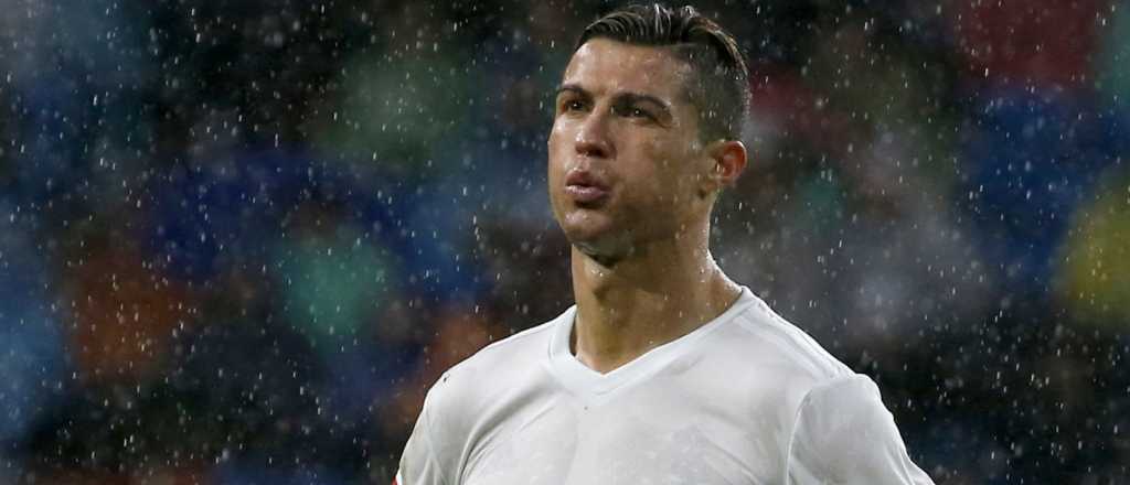 Video: rompió su televisor por culpa de Cristiano Ronaldo 