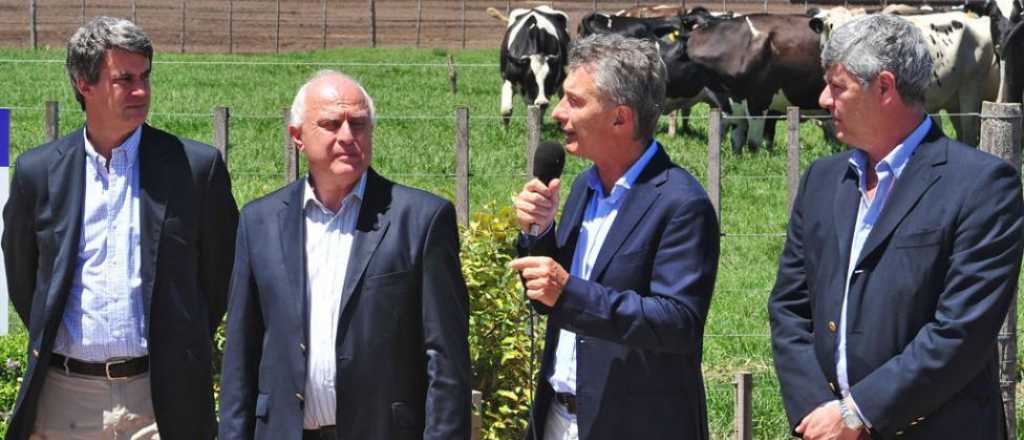 Macri inauguró casas en Santa Fe: "Las obras no pueden nunca terminar"