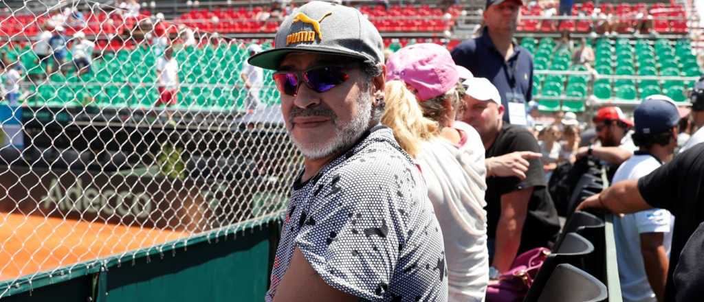 Maradona: "Me puedo juntar con Tinelli, lo difícil es que pague el café"