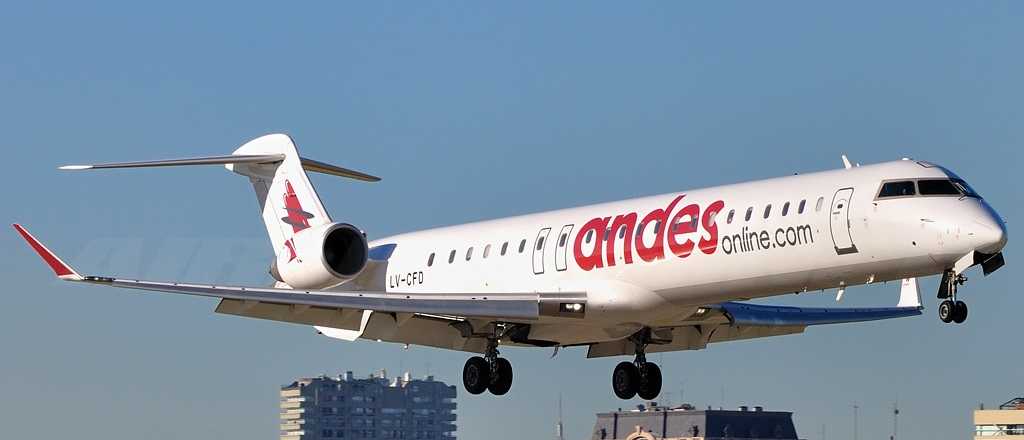 Hoy a las 8.15 arribó a Mendoza el vuelo inaugural de Andes