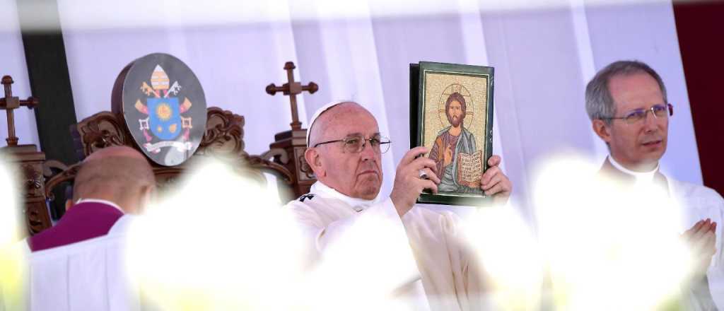 Francisco celebró la Santa Misa en Egipto