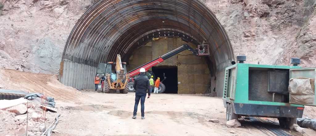 Inauguran este miércoles el túnel Cacheuta Potrerillos