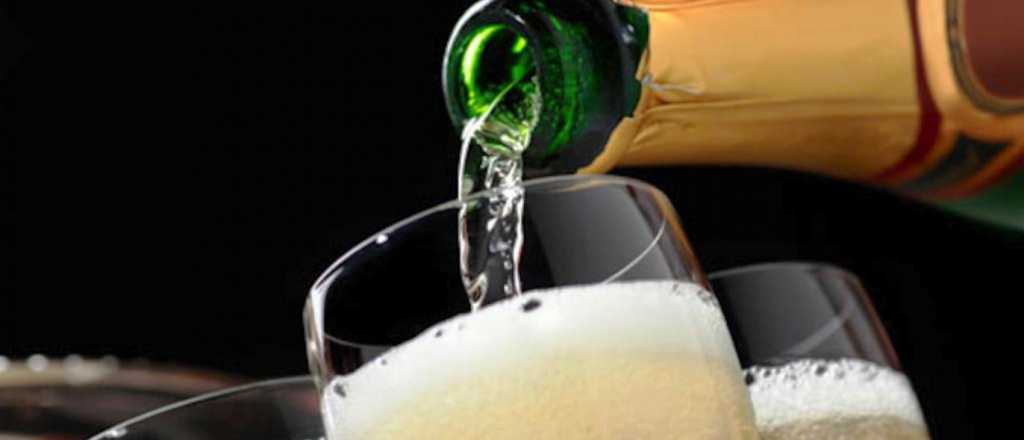 Cómo saber si un espumante o champaña son buenos por el sonido de las burbujas