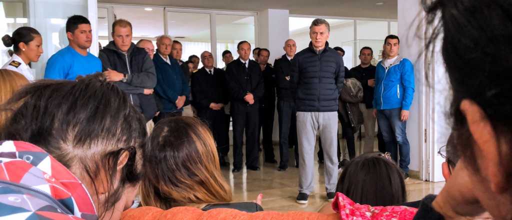 Macri se reunió con los familiares de la tripulación del submarino perdido