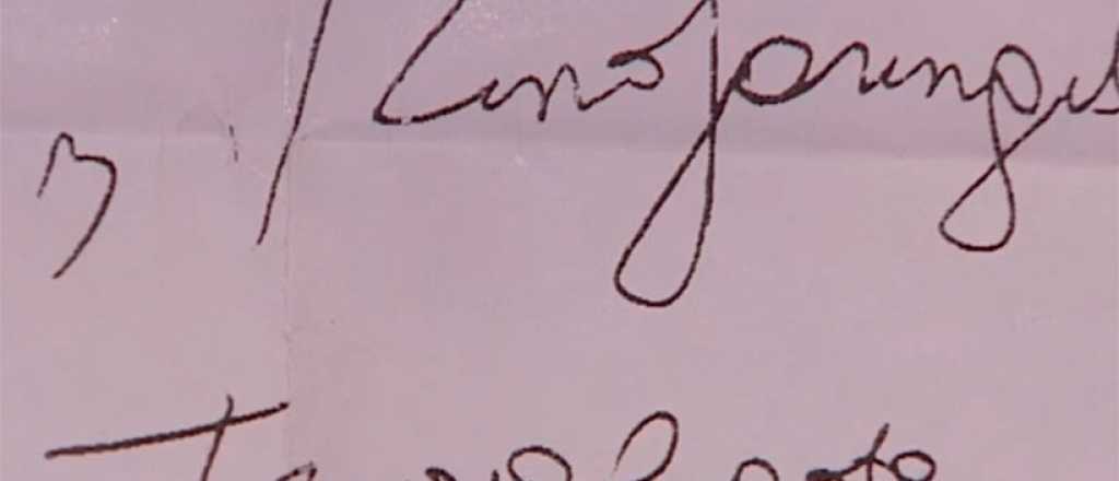 Un bebé está internado grave por una receta ilegible