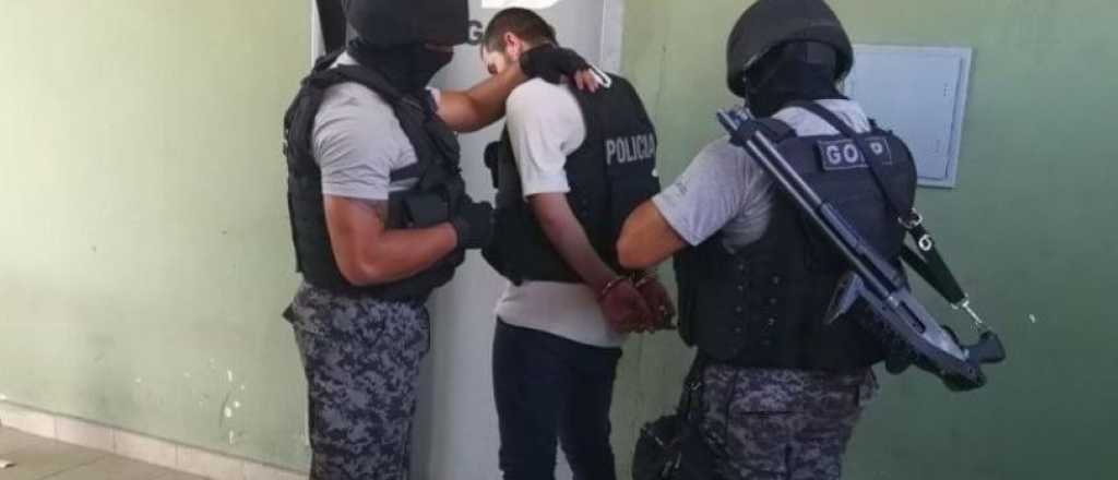 Presos protestaron en la cárcel de Rosario para que les dejen usar celulares
