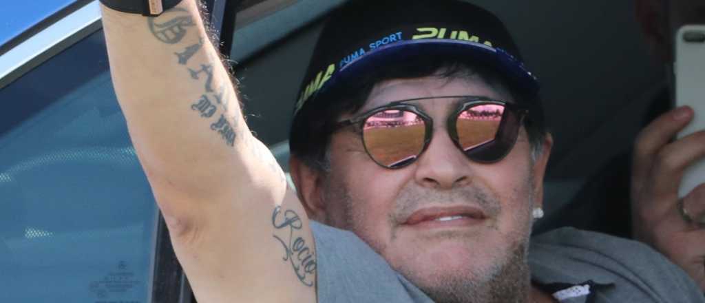 Maradona llegó a Bielorrusia donde presidirá un club