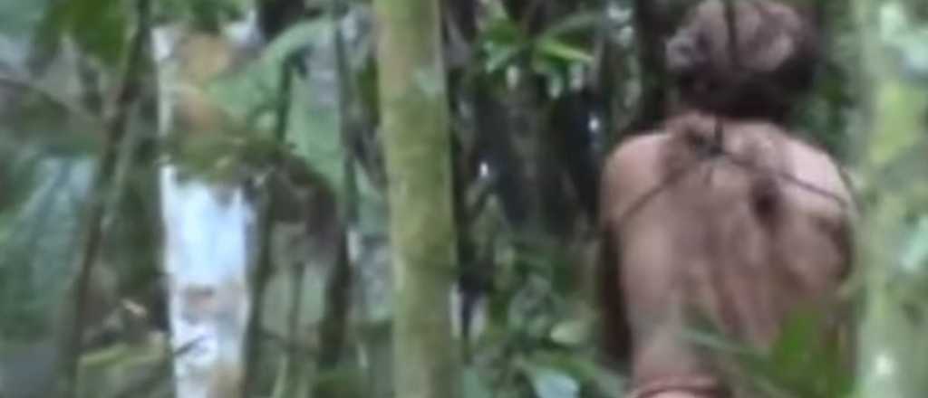 Filmaron a un indígena que vive solo en el Amazonas hace 22 años