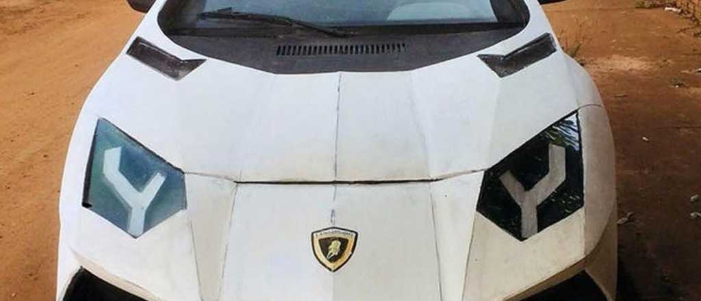 Un joven convirtió un Fiat Uno en un Lamborghini