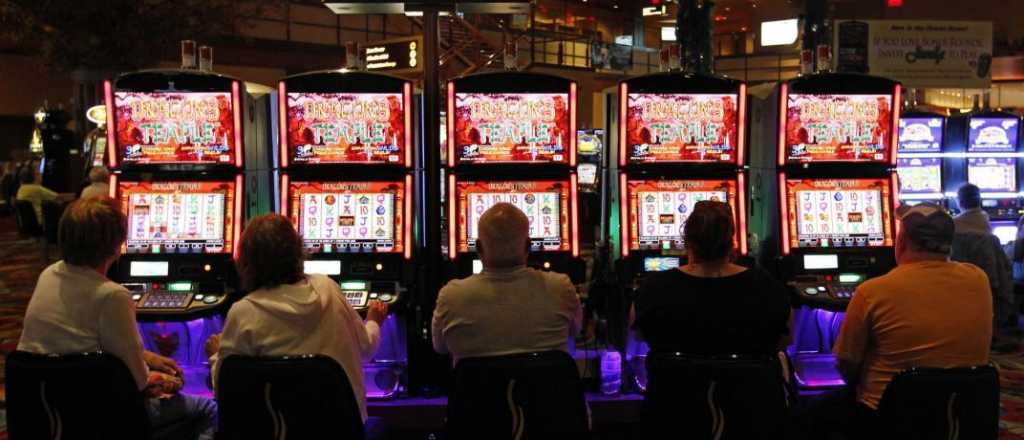Mendoza permitirá la asistencia de más personas en los casinos