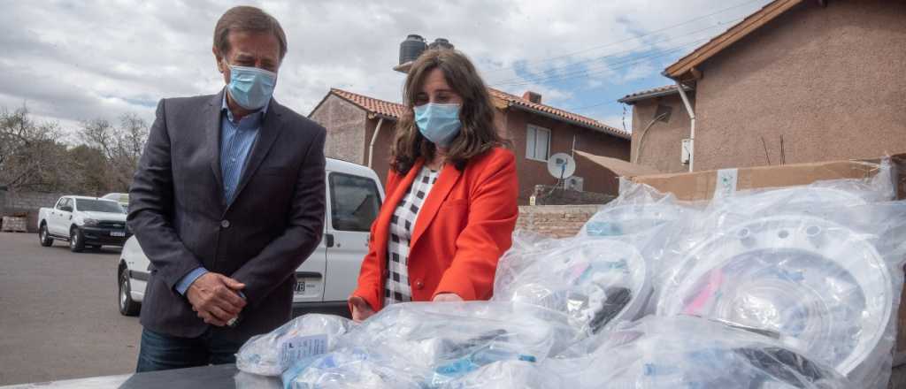 Mendoza recibió 10 cascos de oxígeno para pacientes con coronavirus