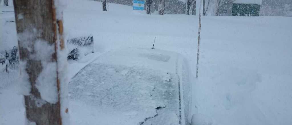 Alerta roja en alta montaña: Uspallata tiene gas, alimentos y médicos