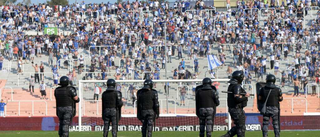 Vergüenza: por agresión suspenden el partido del Tomba contra Racing