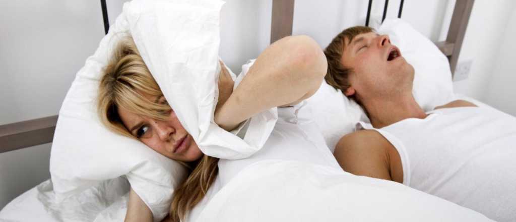 Cómo dejar de roncar (y torturar a tu pareja)