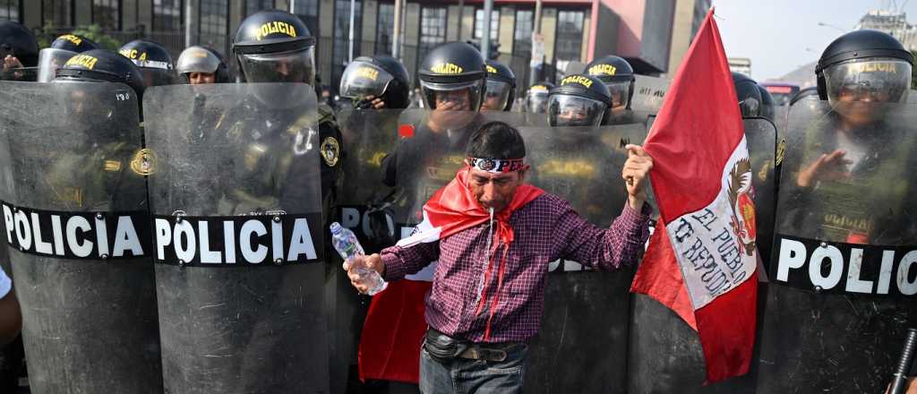 "Toma de Lima": la policía reprime y hay muertos y heridos