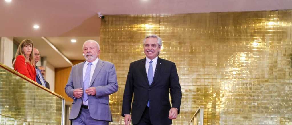 Lula dijo que hablará con el FMI para "sacarle el cuchillo del cuello" a la Argentina