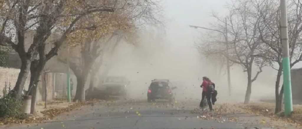 Video: así se siente el viento Zonda en el Gran Mendoza
