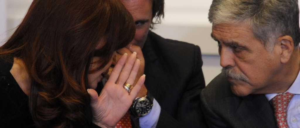 Allanan un departamento de Julio De Vido