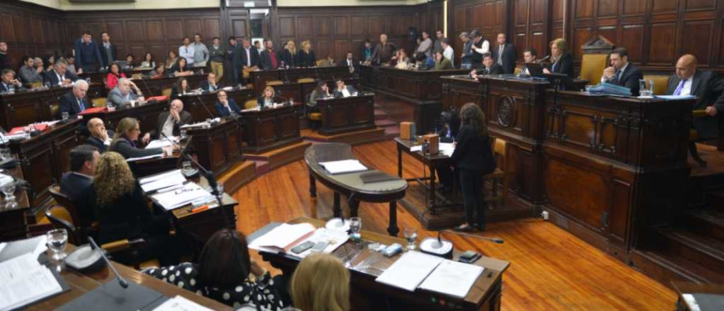 El Senado mendocino aprobó la Ley "Uber"