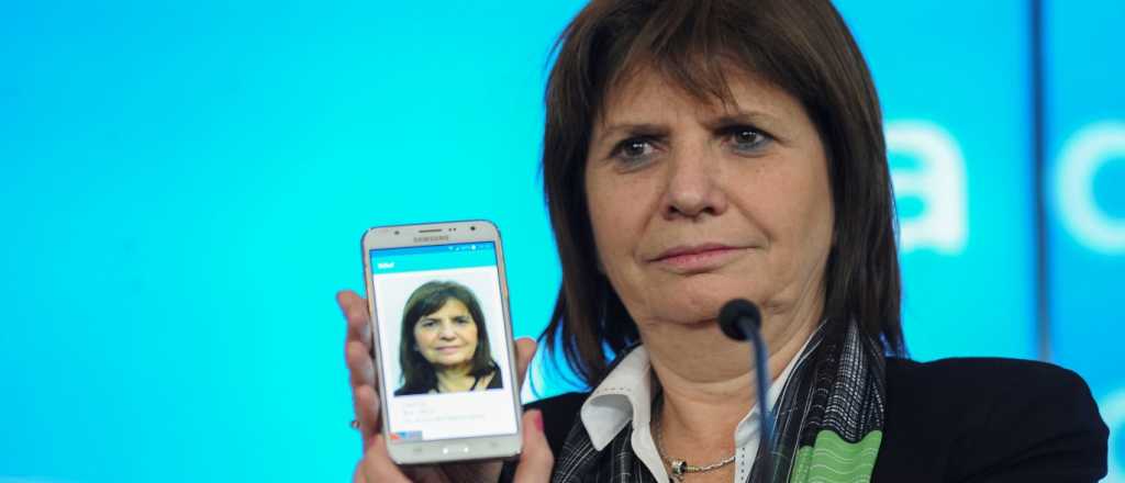 Hackearon a la ministra de Seguridad y publicaron una falsa renuncia