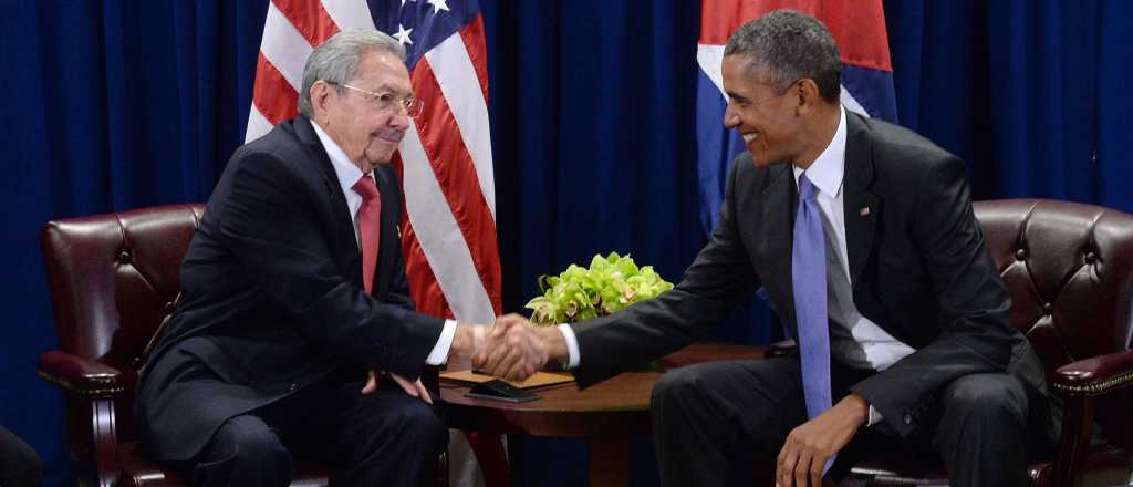 Barack Obama extendió por otro año la ley del bloqueo a Cuba