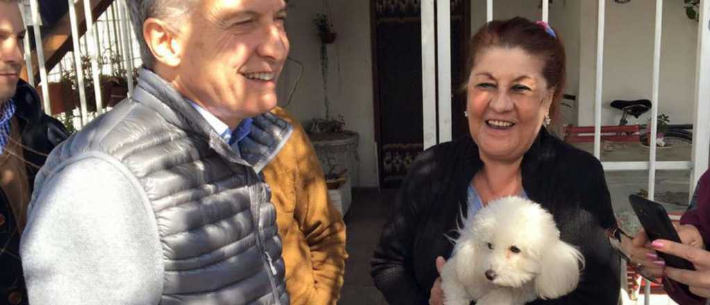 Volvió el timbreo: Macri y Vidal saludan a los vecinos del conurbano