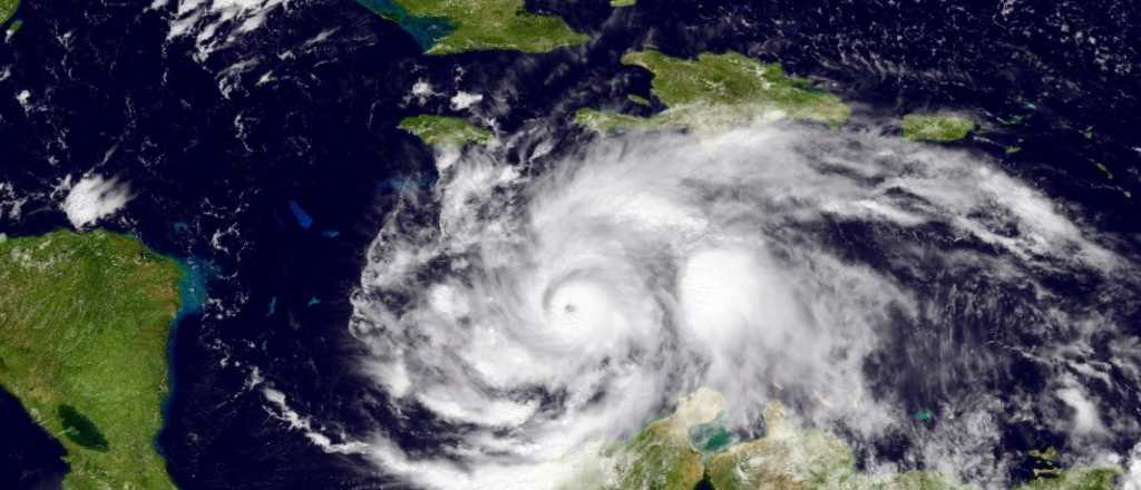 ¿Por qué esta imagen satelital del huracán Matthew se volvió viral?