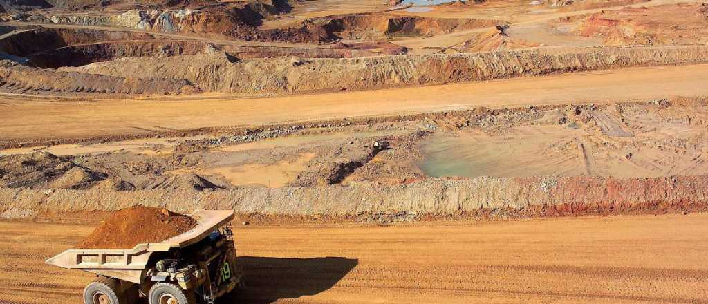 Además de Hierro Indio, hay otros 19 proyectos mineros esperando salir