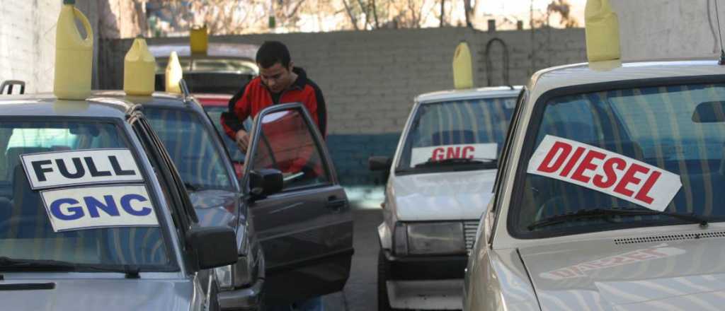 Mendoza lidera la caída en venta de autos usados