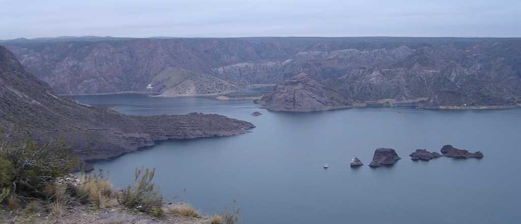 Secuestran dos lanchas en El Nihuil por pesca ilegal y falta de seguridad