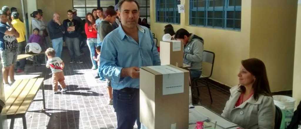 Funcionario de Santa Rosa dijo que ten&iacute;a varicela y se fue de vacaciones