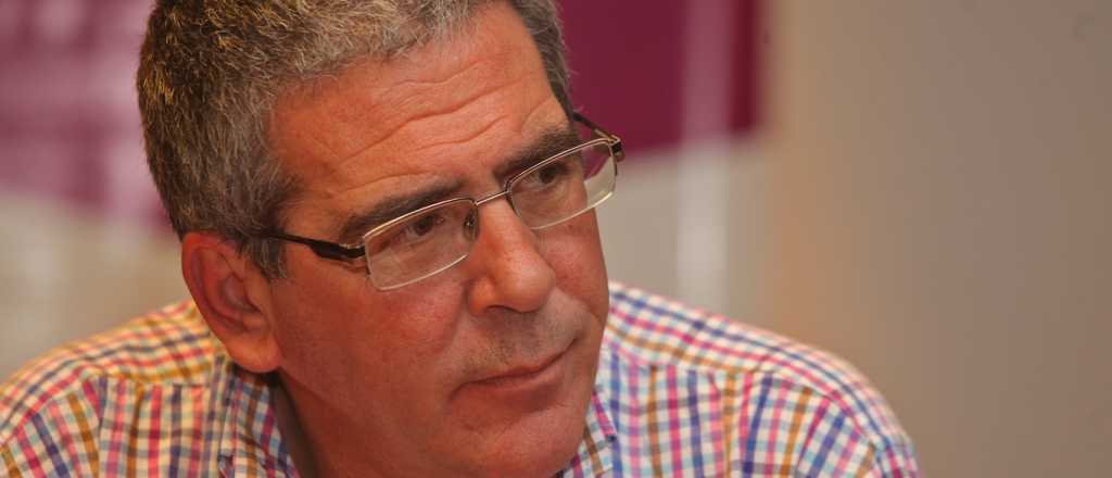 Chiapetta: "Es una improvisación la vuelta del público a la cancha"