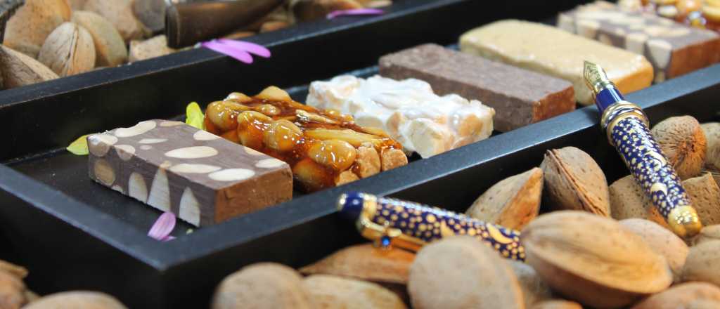 Los beneficios de comer turr&oacute;n de navidad