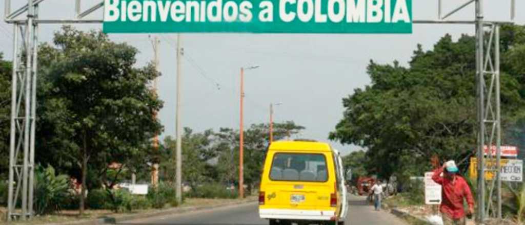 Maduro ordenó cerrar la frontera con Colombia