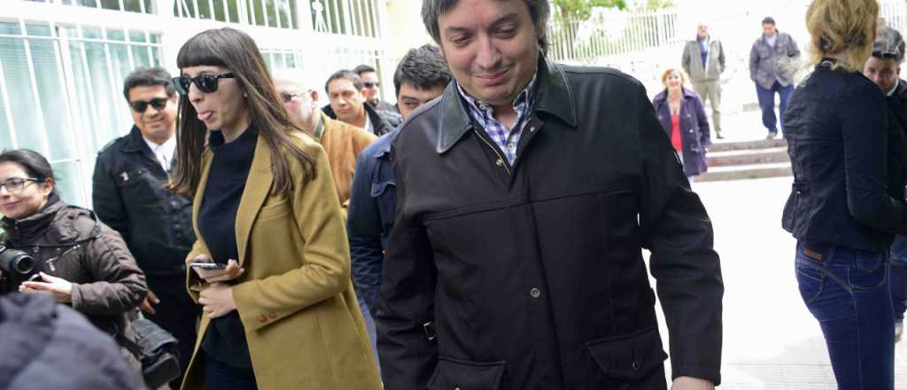 Ordenaron embargar a los hijos de CFK por la causa Hotesur