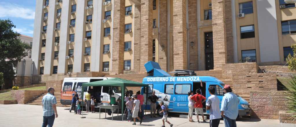 C&oacute;mo tramitar el DNI expr&eacute;s en Mendoza 