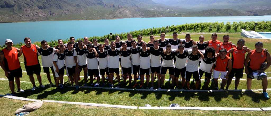 Así se prepara el Lobo en la montaña para buscar el ascenso