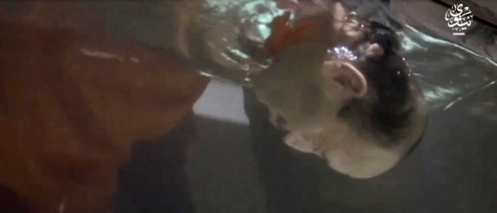 Video de la terrible ejecución de ISIS: ahogó a un prisionero en una pecera