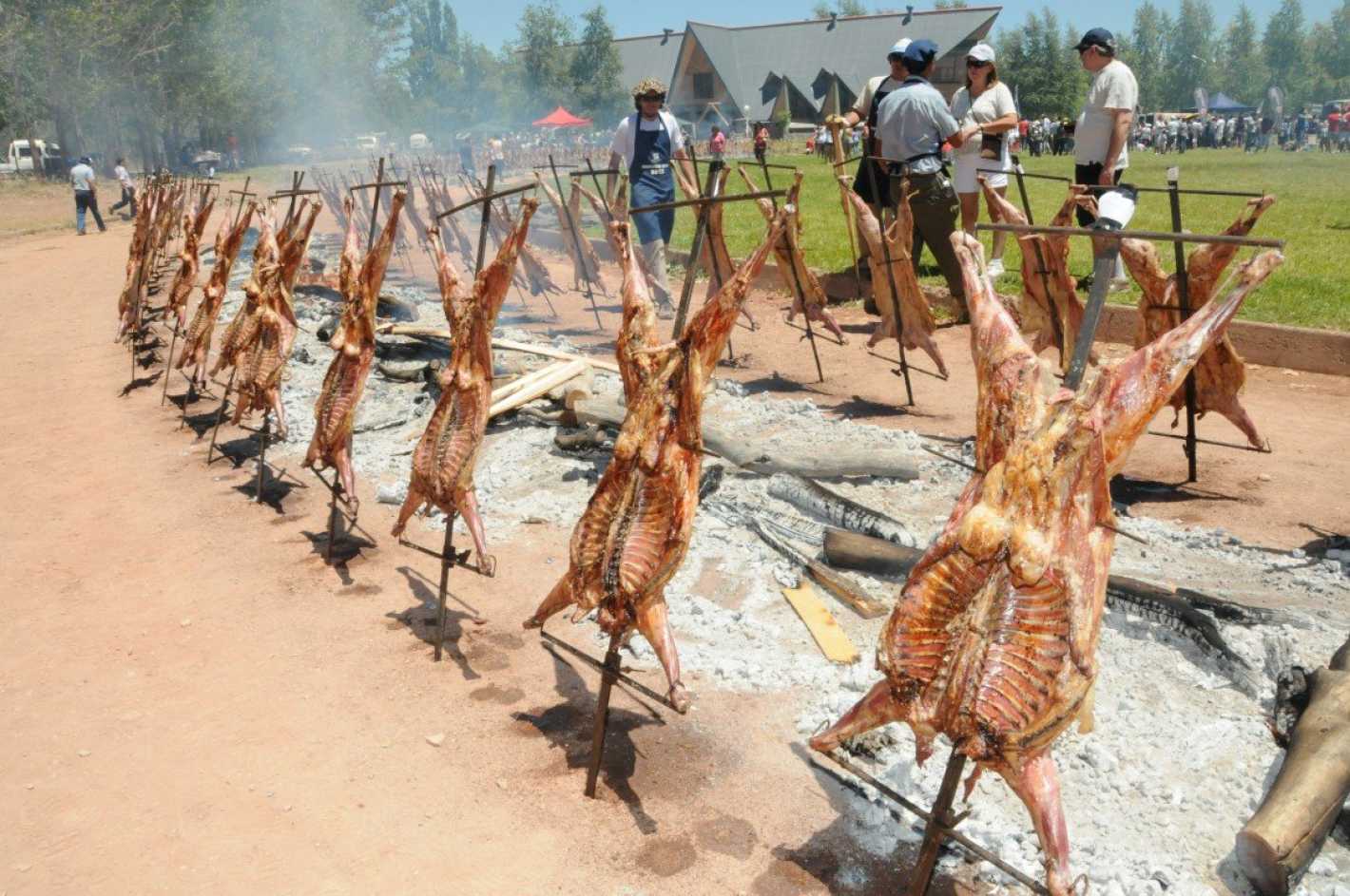 La Fiesta del Chivo en Malargüe cerró con 400 chivitos asados Mendoza