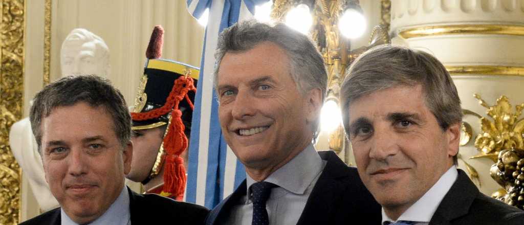 Acad&eacute;micos afirman que la pol&iacute;tica econ&oacute;mica de Macri "fall&oacute; desde la ra&iacute;z"