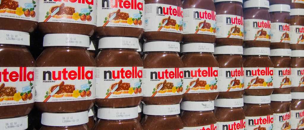 ¿Por qué varios supermercados sacan de sus góndolas a Nutella?
