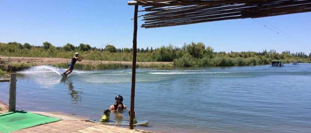 Un empresario suizo desvió agua del Atuel y creó una laguna clandestina