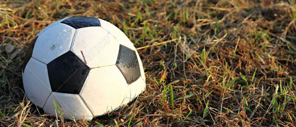 FIFA sale a ayudar al f&uacute;tbol con 150 millones de d&oacute;lares