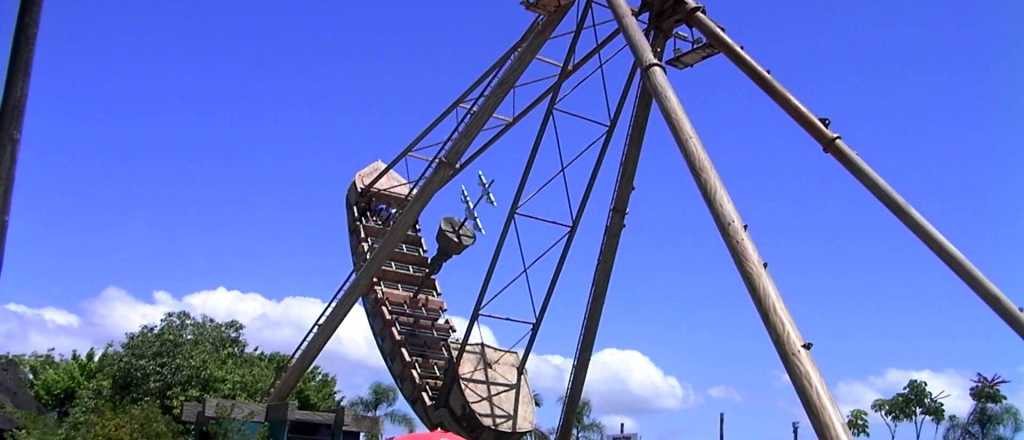 Una nena murió aplastada por un juego mecánico