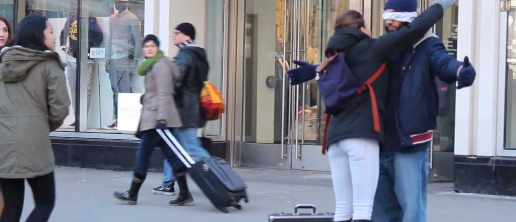 ¿Abrazarías a un desconocido tildado de terrorista?