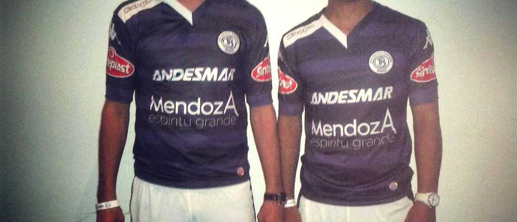 Independiente Rivadavia innovó con su nueva indumentaria