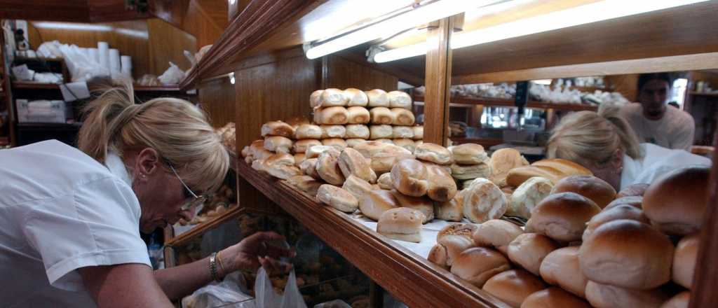 Panaderos mendocinos evalúan otro aumento para setiembre