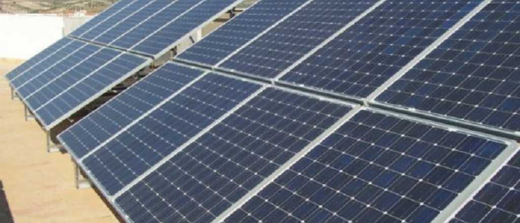 Una empresa canadiense está interesada en parques solares para Mendoza 