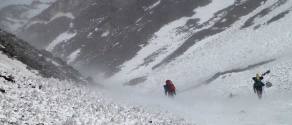 Dos montañistas rescatados en el Aconcagua tuvieron que pagar el auxilio