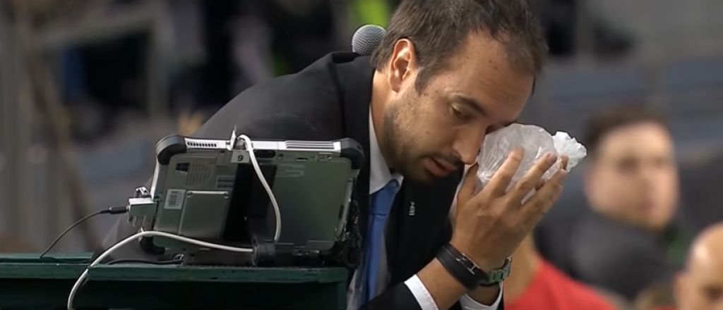 Copa Davis: un tenista agredió al árbitro y perdió el partido